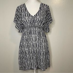 COMFY BLACK AND WHITE Empire Waist Mini DRESS S